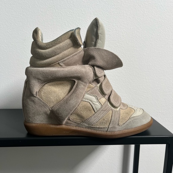 Isabel Marant Cream Bekket Sneakers - Picture 2 of 5